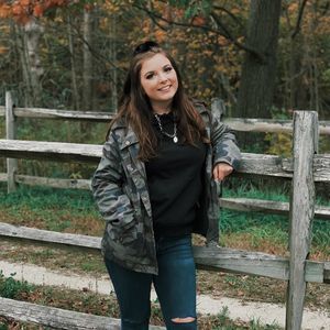 Meet your Posher, Grace